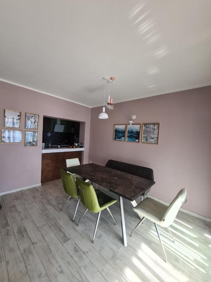 Family Apartment Nekic Опатия Экстерьер фото